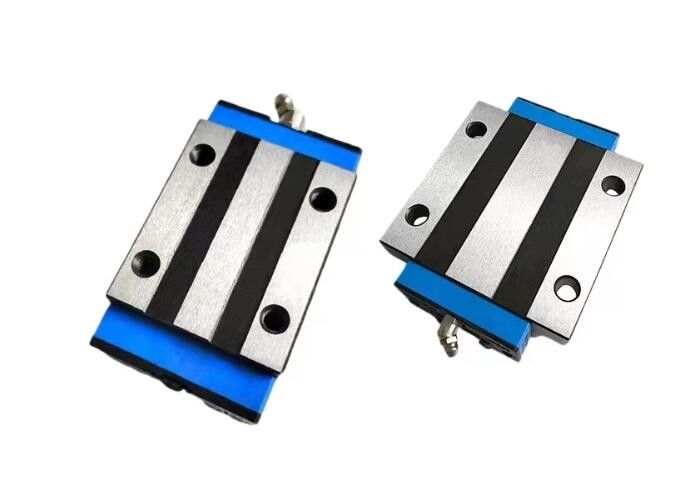 Panduan Geser Rel Linier Flange Tipe Bola Kontrol Dimensi Presisi 0,2-0,6cm³/Jam